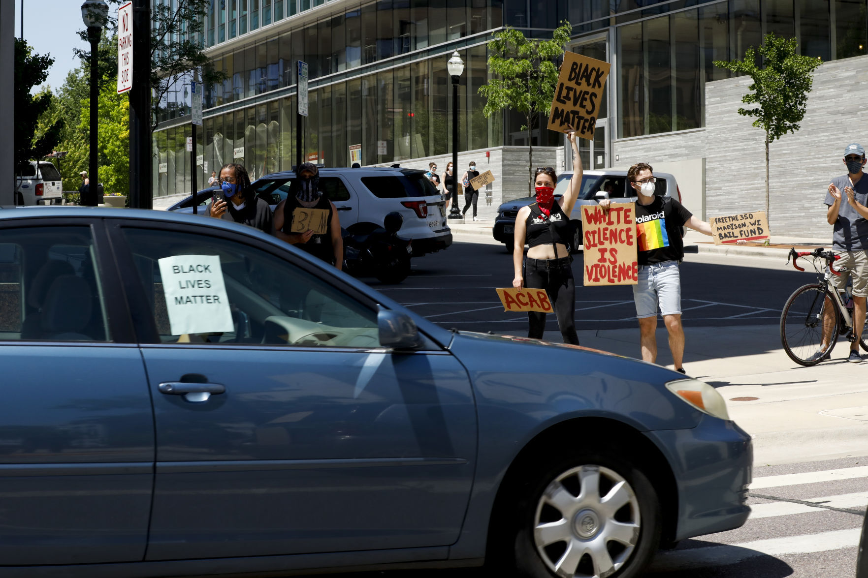 Car Caravan Protest 060220 12-06022020193406
